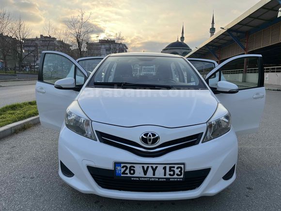 Sahibinden Toyota Yaris 1.33 Fun 2012 Model  132.500 km Beyaz