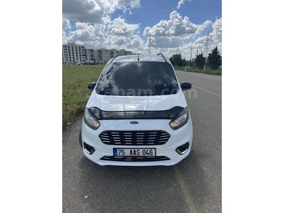Sahibinden Ford Tourneo Courier 1.5 TDCi Titanium Plus 2022 Model 