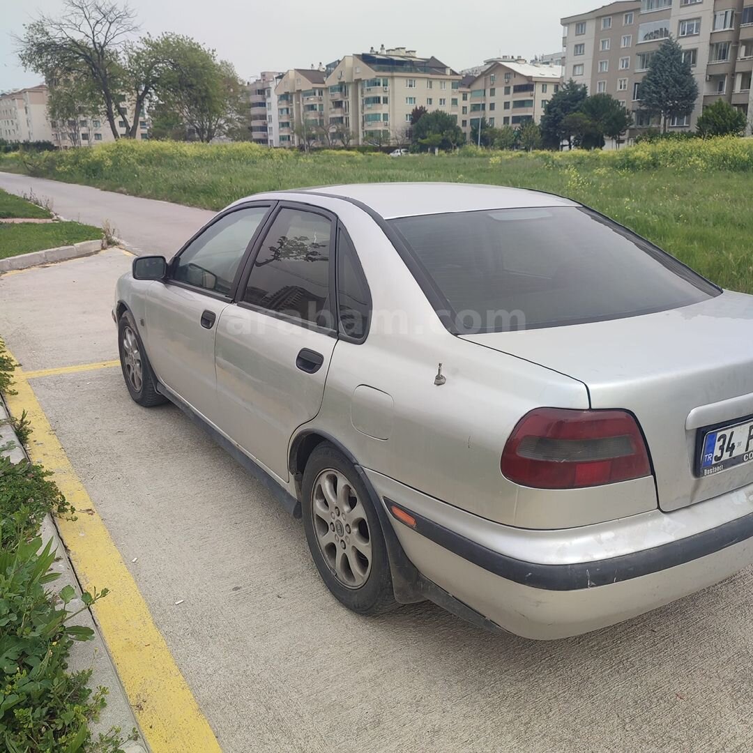 Sahibinden Volvo S40 2.0 2000 Model Bursa 356.000 km Gri 2