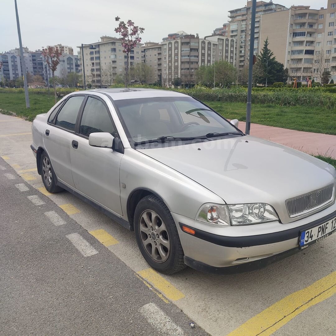 Sahibinden Volvo S40 2.0 2000 Model Bursa 356.000 km Gri 4