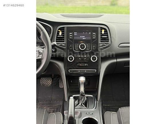 M-MECE AUTO/2017 MODEL/MEGANE4 TOUCH/2LOKAL