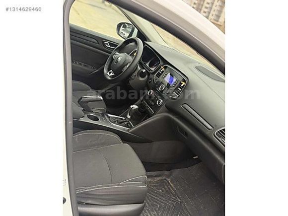 M-MECE AUTO/2017 MODEL/MEGANE4 TOUCH/2LOKAL
