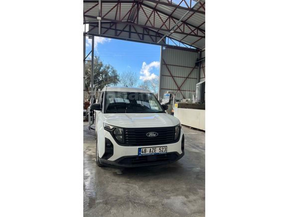 Sahibinden Ford Tourneo Courier 1.5 EcoBlue Deluxe 2024 Model 
