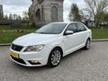 HATASIZ BOYASIZ EMSALSİZ İÇİ BEJ 1.6 TDİ 105 HP SEAT TOLEDO