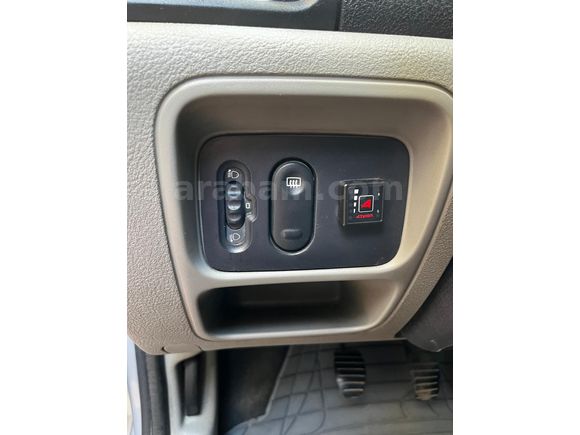 Sahibinden Renault Clio 1.4 Authentique 2005 Model pazarlık payı vardır