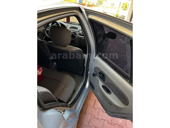 Sahibinden Renault Clio 1.4 Authentique 2005 Model pazarlık payı vardır