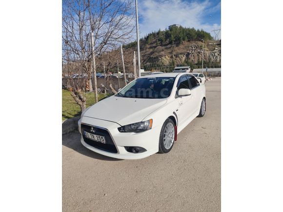 Sahibinden Mitsubishi Lancer 1.6 Invite 2013 Model