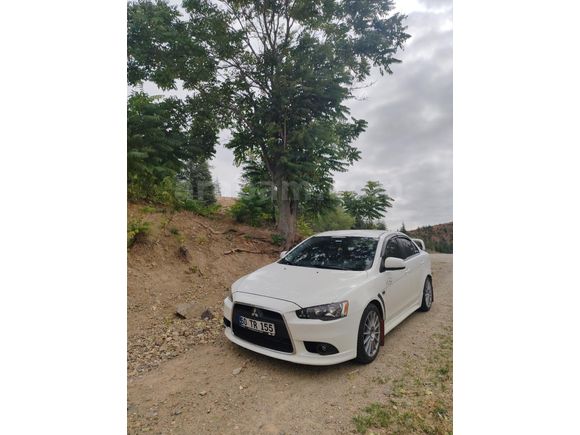 Mitsubishi Lancer.7 Yıllık Sahibinden.