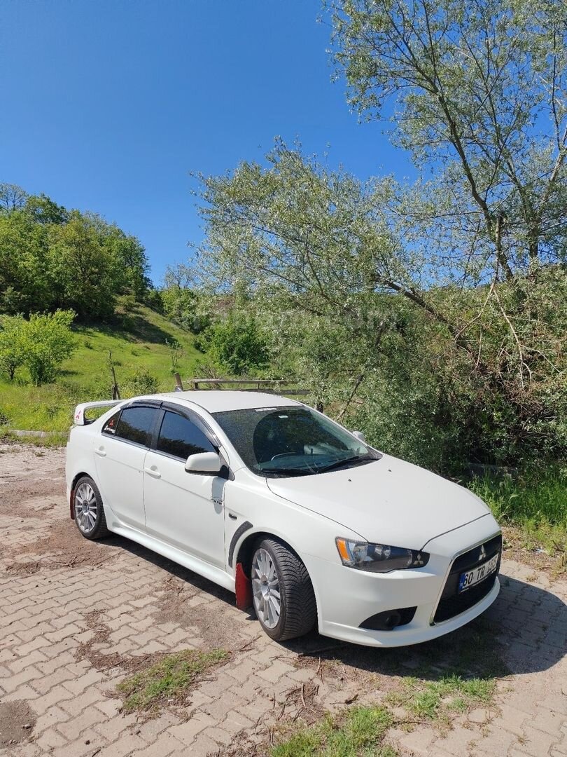 Mitsubishi Lancer.7 Yıllık Sahibinden. 3