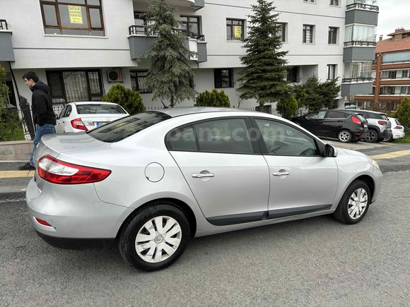 Sahibinden Renault Fluence 1.6 Business 2011 Model 