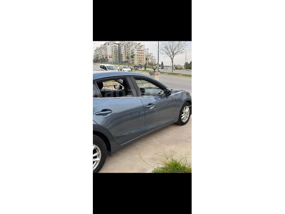 Sahibinden Mazda 3 1.5 SkyActive-D Reflex 2016 Model