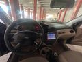 Sahibinden Ford Focus 1.6 Ghia 2001 Model 