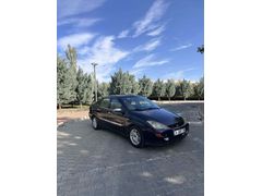 Sahibinden Ford Focus 1.6 Ghia 2001 Model 