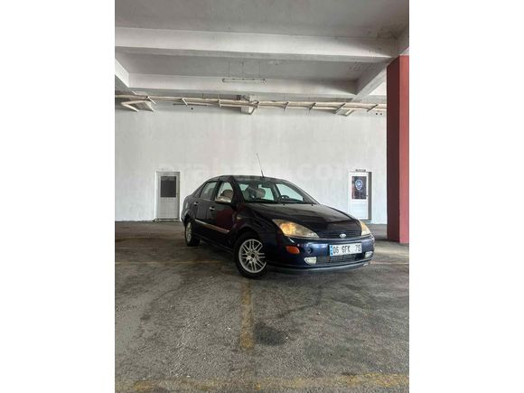 Sahibinden Ford Focus 1.6 Ghia 2001 Model 