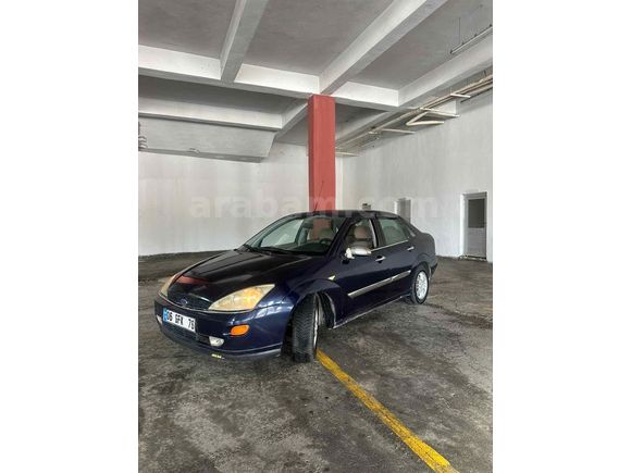 Sahibinden Ford Focus 1.6 Ghia 2001 Model 