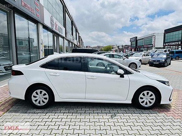 EMEK MUSTAFA 2021 COROLLA 1.5 VİSİON OTOMATİK 32 BİN KM BOYASIZ
