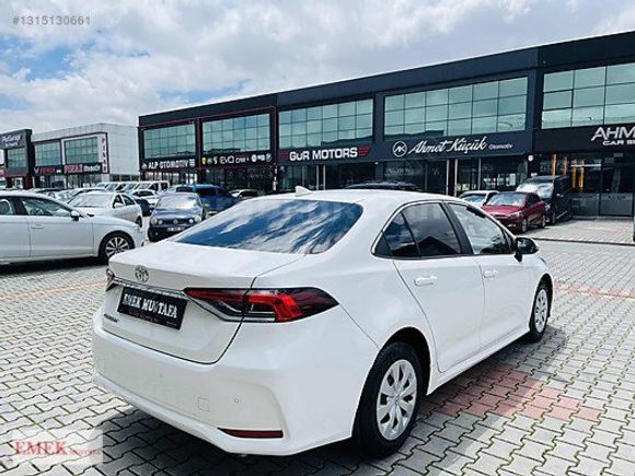 EMEK MUSTAFA 2021 COROLLA 1.5 VİSİON OTOMATİK 32 BİN KM BOYASIZ