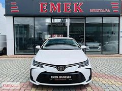 EMEK MUSTAFA 2021 COROLLA 1.5 VİSİON OTOMATİK 32 BİN KM BOYASIZ