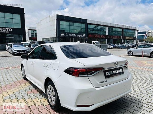 EMEK MUSTAFA 2021 COROLLA 1.5 VİSİON OTOMATİK 32 BİN KM BOYASIZ