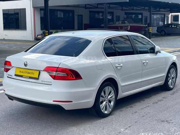 Sahibinden Skoda SuperB 1.6 TDI Elegance 2013 Model