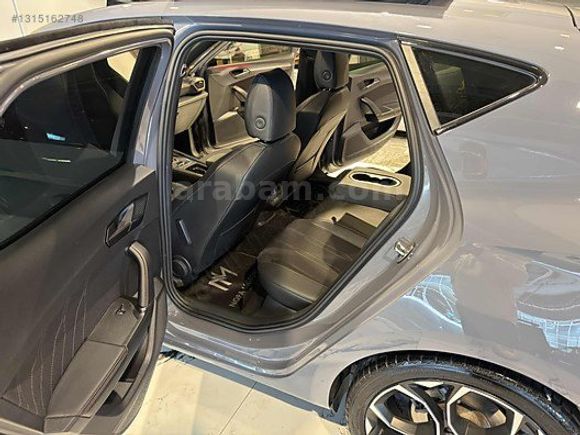 NOPA/BOYASIZ DEĞİŞENSİZ CUPRA SADECE 20.000 KM