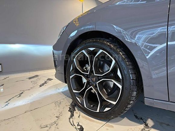 NOPA/BOYASIZ DEĞİŞENSİZ CUPRA SADECE 20.000 KM