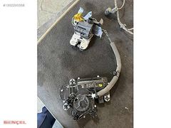 3v5827887 8qa827506 audi Skoda kilit motoru
