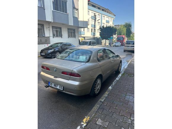 Sahibinden Alfa Romeo 156 1.6 TS Distinctive 2004 Model  315.000 km Gri
