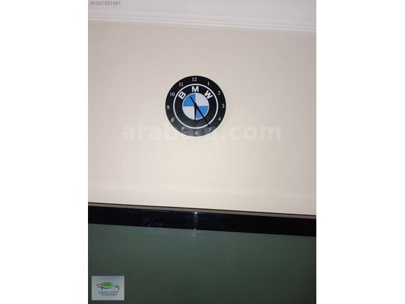 Bmw logo saat .