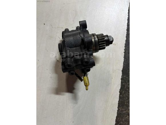 Renault M9T Master 4 yakıt pompası 167001930R
