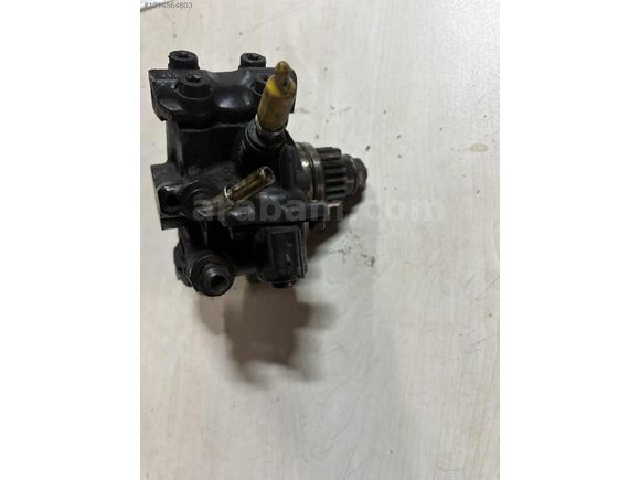 Renault M9T Master 4 yakıt pompası 167001930R