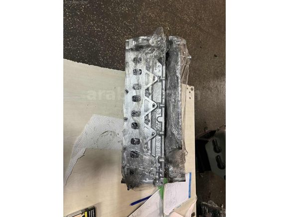 Renault Trafic 1.6 silindir kapağı