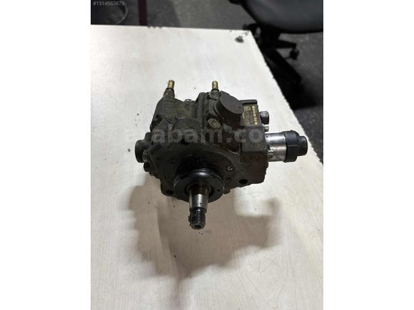 Renault Master 2 G9U 2010 model mazot pompası