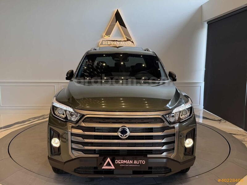Galeriden KGM SsangYong Musso Grand 2.2 D Platinum Plus 2024 Model İzmir 12.500 km Yeşil