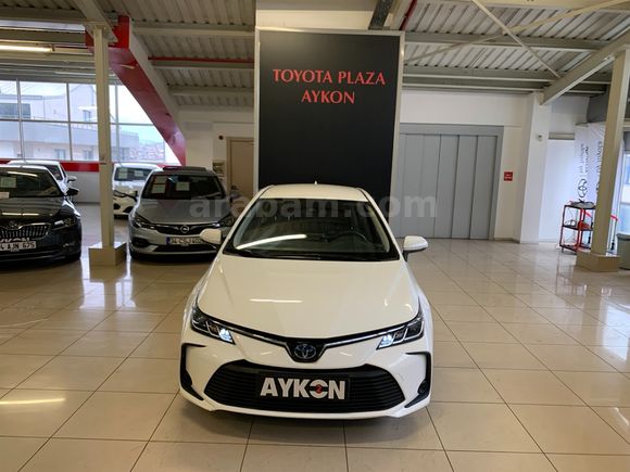 2020 TOYOTA COROLLA 1.8 HYBRID VISION E-CVT