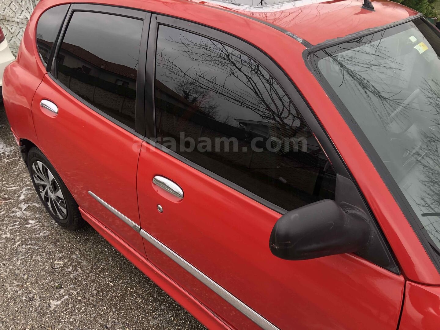 Sahibinden Daihatsu Sirion 1.3 Touring 2006 Model İstanbul 237.300 km Kırmızı 4