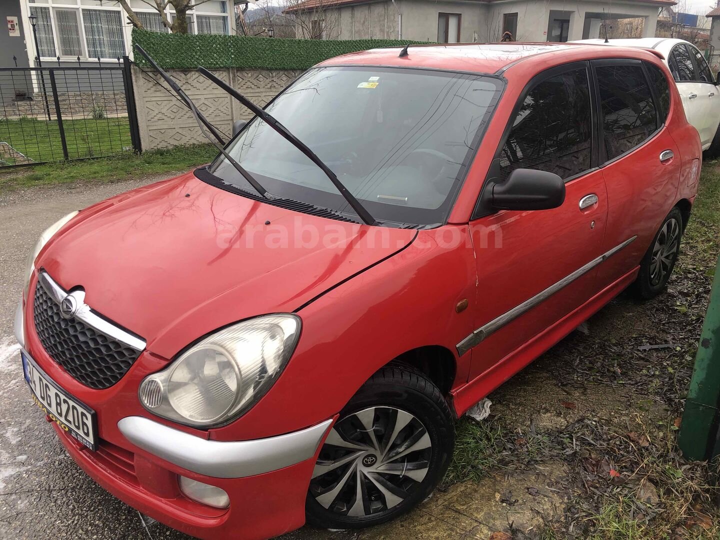 Sahibinden Daihatsu Sirion 1.3 Touring 2006 Model İstanbul 237.300 km Kırmızı 1