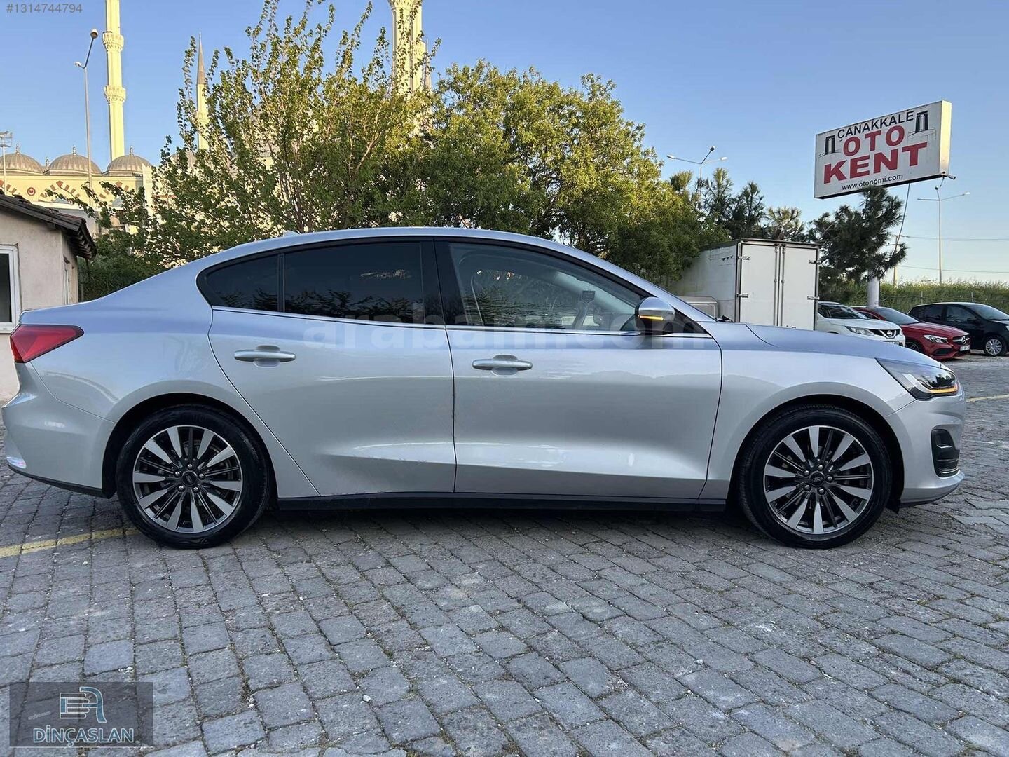 Galeriden Ford Focus 1.5 EcoBlue Titanium Stil 2024 Model Çanakkale 84.000 km Gri 4