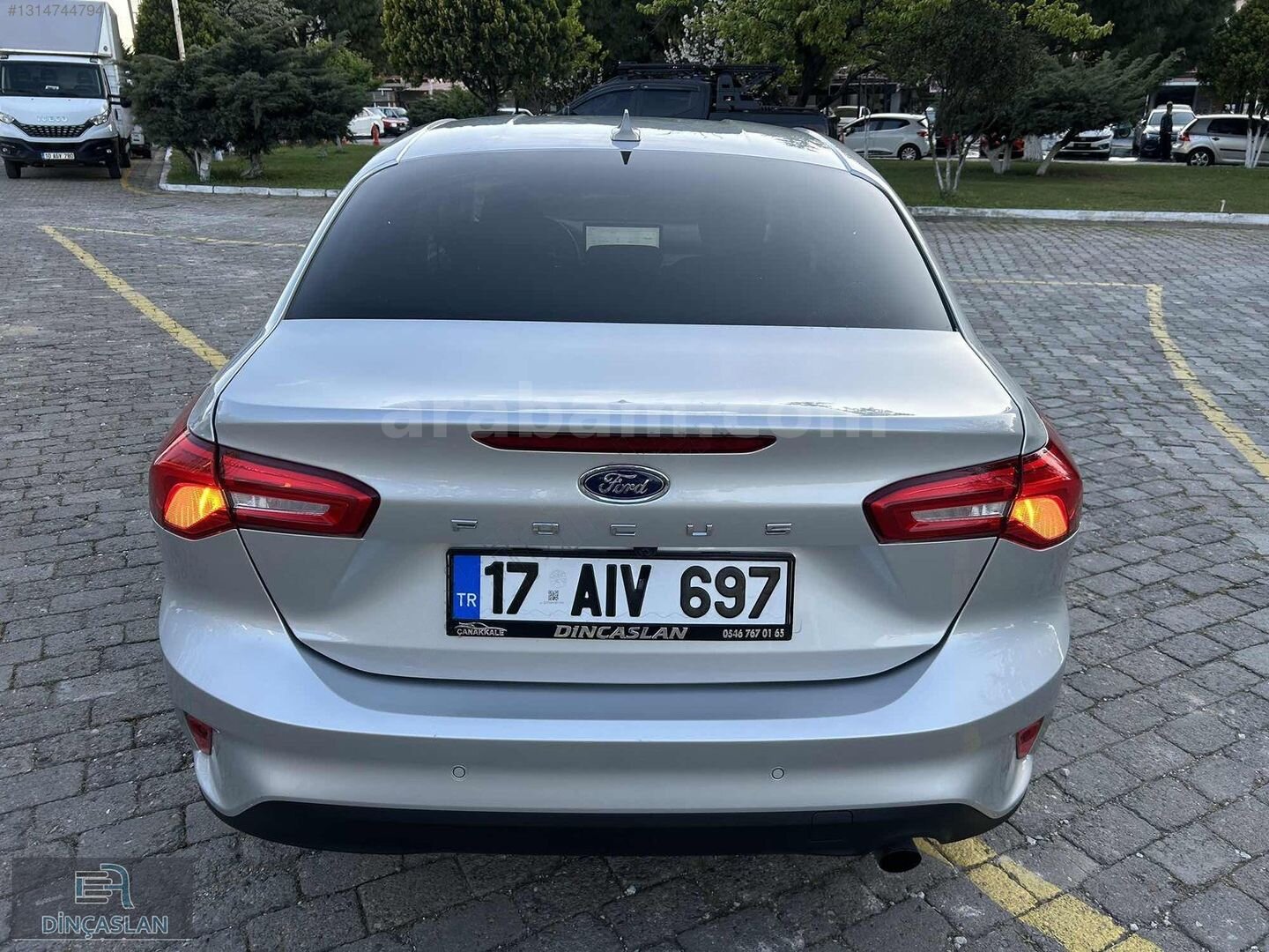 Galeriden Ford Focus 1.5 EcoBlue Titanium Stil 2024 Model Çanakkale 84.000 km Gri 6