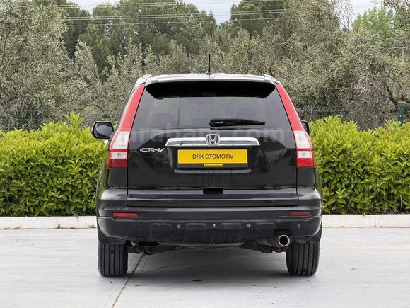 MAKYAJLI KASA CAM TAVAN OTOMATİK