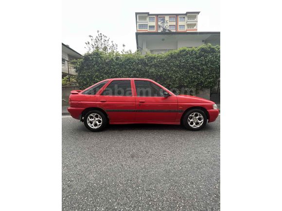 Sahibinden Ford Escort 1.6 CLX GHIA 1999 Model  orjinal SUNROOFLU DEĞİŞENSİZ 
