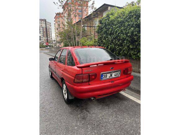 Sahibinden Ford Escort 1.6 CLX GHIA 1999 Model  orjinal SUNROOFLU DEĞİŞENSİZ 