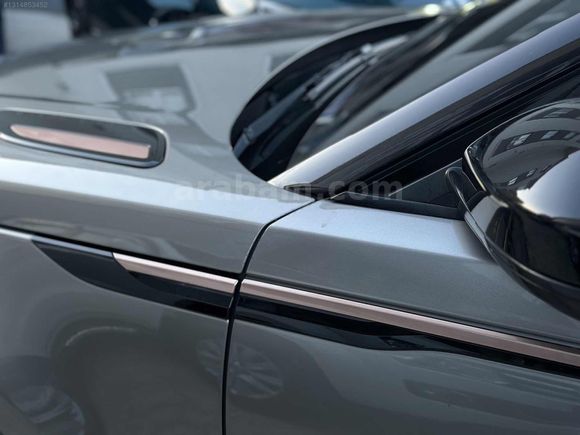 2017 MODEL R - DYNAMİC SE 2.0TD4 RANGE ROVER VELAR