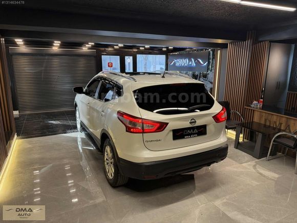 DMA AUTO 2017 Qashqai 1.5DCİ SKY PACK CAM TAVAN 186.000KM