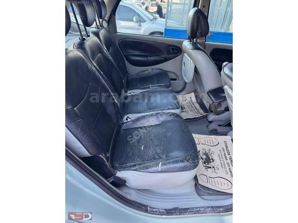 2002 MODL RENAULT SCENİC 2.0 16V PRİVİLEGE 4x4 OTOMOBİL RUHSATLI