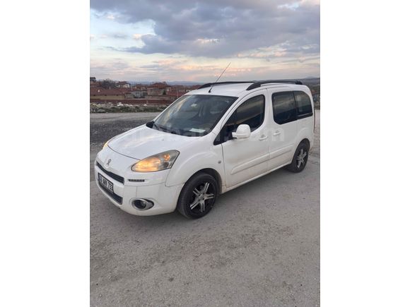 Sahibinden Peugeot Partner 1.6 HDI Active 2015 Model 