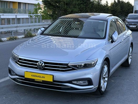 2022 PASSAT ELEGANCE CAM TAVANLI-DEĞİŞENSİZ-YETKİLİ SERVİS BAKIM