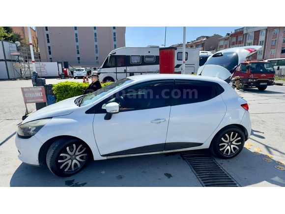 Sahibinden Renault Clio 1.2 Joy 2013 Model
