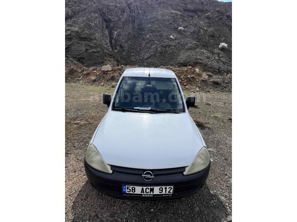 Sahibinden Opel Combo 1.3 CDTI Comfort 2009 Model 
4x4 suv takaslı