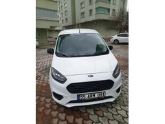 Sahibinden Ford Tourneo Courier 1.5 TDCi Journey Trend 2021 Model